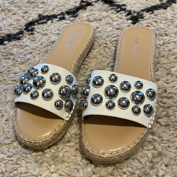 Nine West women’s sandals size 7 1/2 medium - Picture 2 of 8